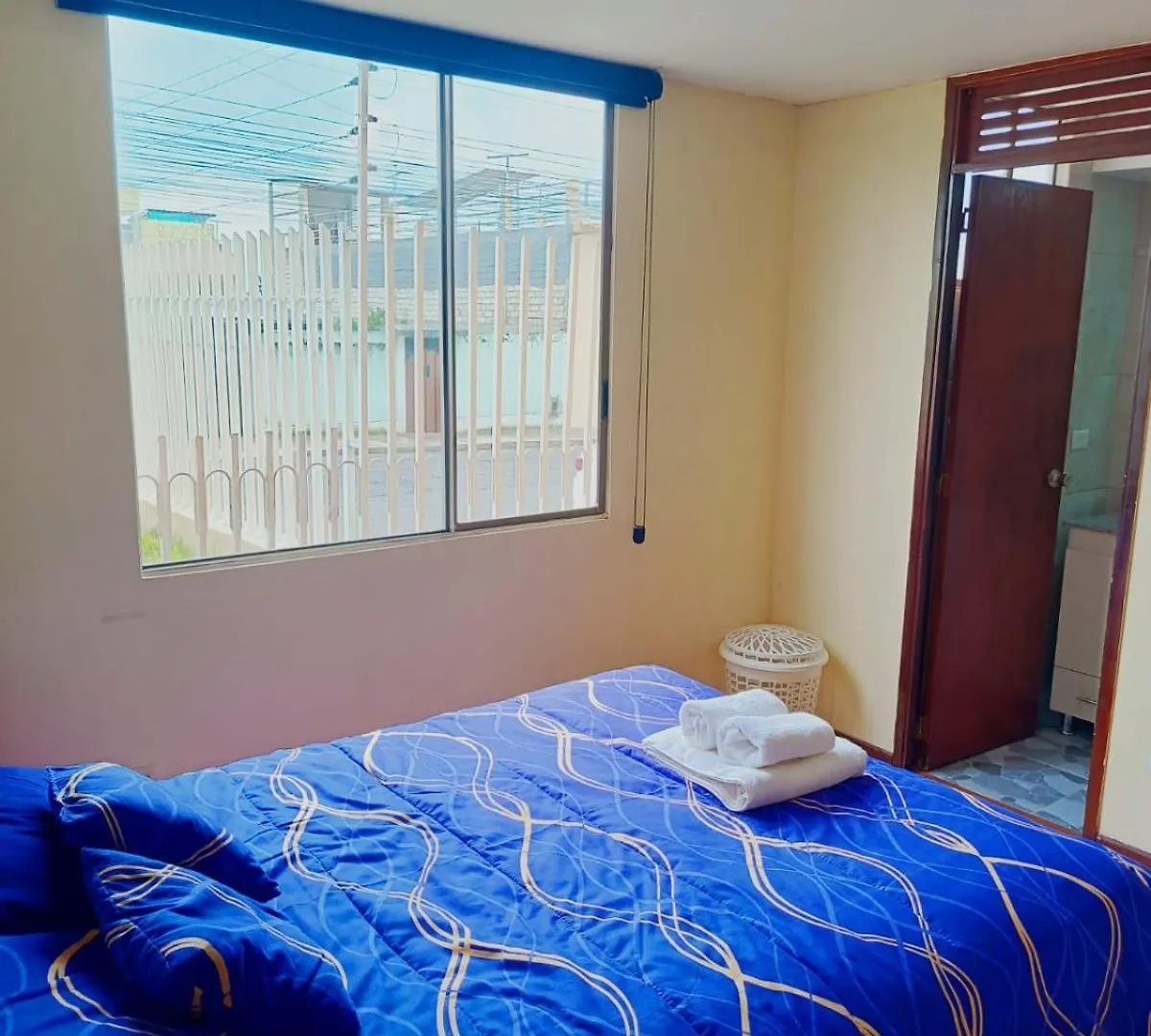 Apartamento El Eden Cerca Embajada Americana Y Solca キト 0*,  エクアドル