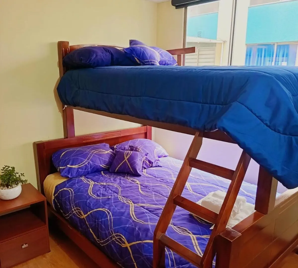 Apartamento El Eden Cerca Embajada Americana Y Solca キト アパート